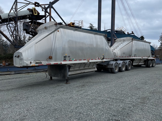 2011 Beall BADBS-35-1-3 Tri/A Super B-Train Lead Aluminum Belly Dump Trailer 2011 Beall BADBS-35-1-3 Tri/A Super B-Train Lead Aluminum Belly Dump Trailer