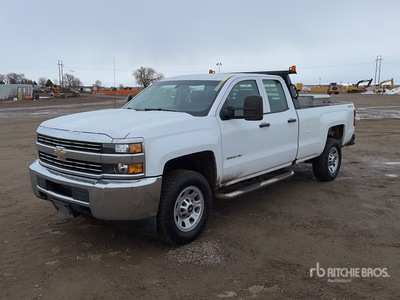 2018 Chevrolet 3500HD 4x4 Crew Cab Pickup