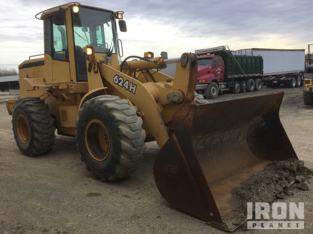 1998 John Deere 624H Wheel Loader in Cincinnati, Ohio, United States ...