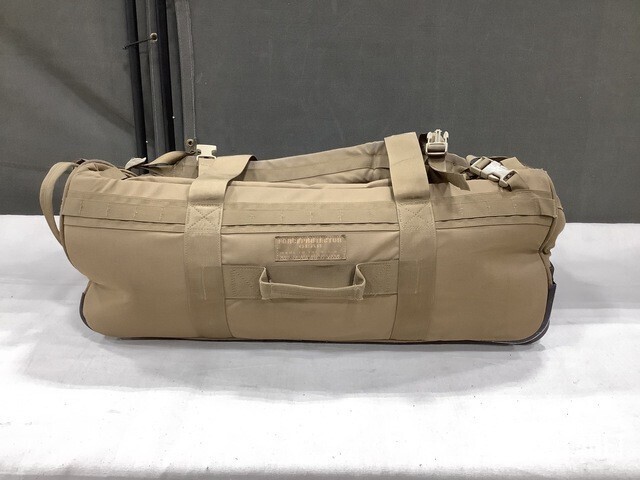 米軍　実物 FORCEPROTECTOR GEAR FPG FOR65 送料無料 Amazon.co.jp: Forceprotector Gear LLC デプロイヤ(折りたたみ式