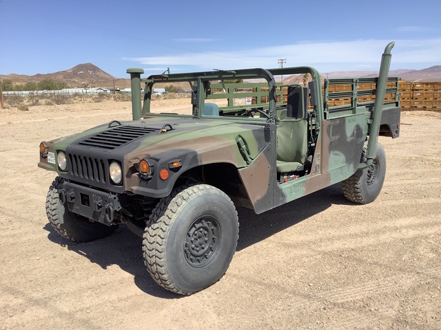 AM General M1123 HMMWV 2 Door w/Truck Body
