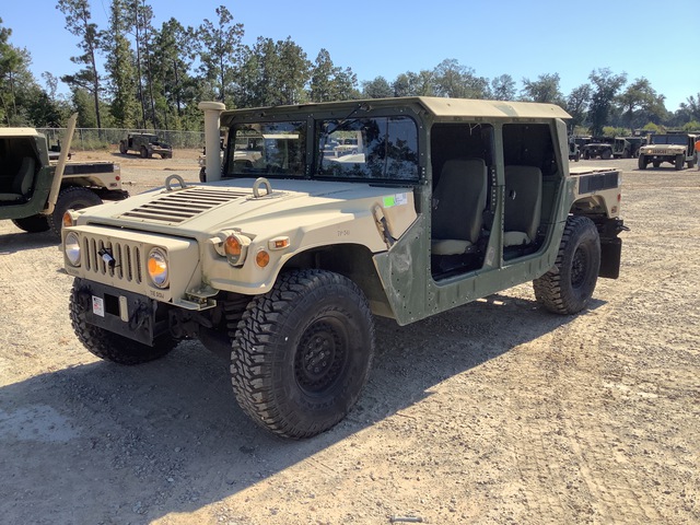 AM General M1165A1 HMMWV 4 Door Hard Top w/Truck Body
