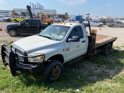 2009 Dodge 5500 4x4 Flatbed Truck (Parts Only)