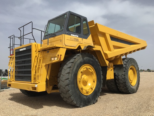 2005 Komatsu HD785-5 Haul Truck 2005 Komatsu HD785-5 Haul Truck