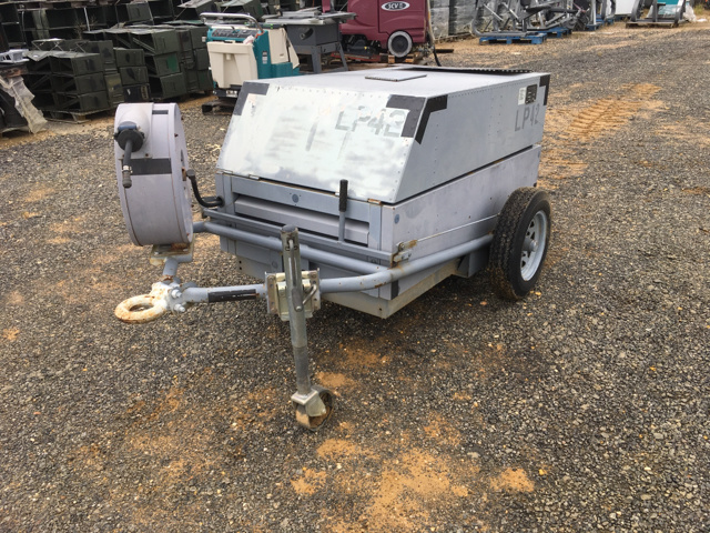 DRS Sustainment Systems 1M90 90 CFM Air Compressor