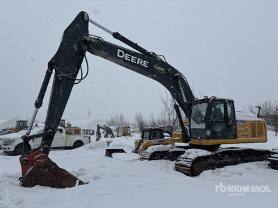 2015 John Deere 290GLC Tracked Excavator