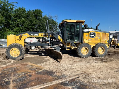 2022 John Deere 772GP AWD Motor Grader