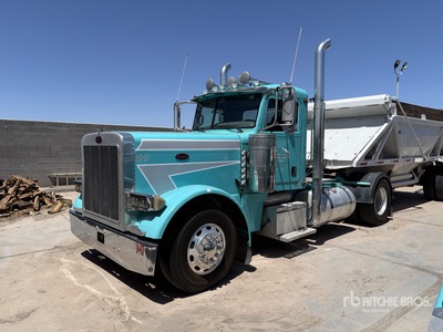 2007 Peterbilt 379 4x2 S/A Day Cab Truck Tractor