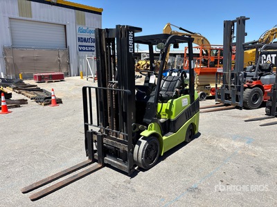 2014 Clark C25CL 4500 lb Cushion Tire フォークリフト