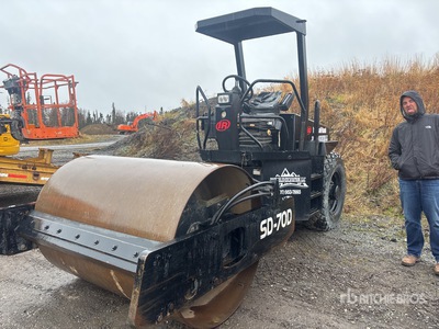 1999 Ingersoll Rand SD-70 Smooth Drum Compactor