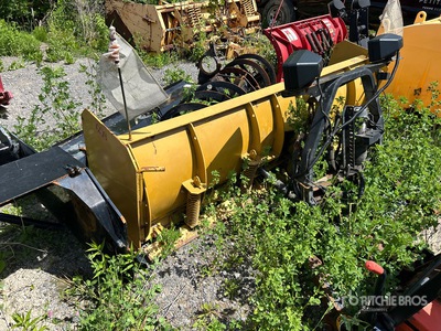 8 ft Hydraulic Reversing Snow Plow - Fits Pickup