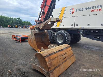72 in Cleanup Excavator Bucket - Fits Link-Belt 210