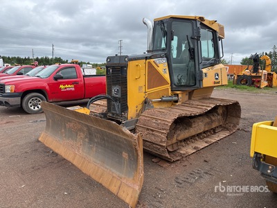 2014 John Deere 650K LGP جرافة مجنزرة