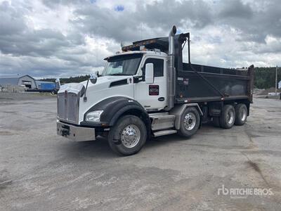 2018 Peterbilt T880 8x4 Twin-Steer T/A Dump Truck