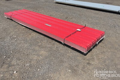 Quantity of (125) 3 ft x 12 ft Red Steel Siding Roofing Sheets Divers - Industriel (Unused)