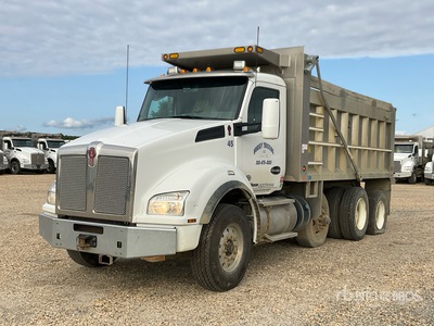 2018 Kenworth T880 8x4 Tri/A Dump Truck