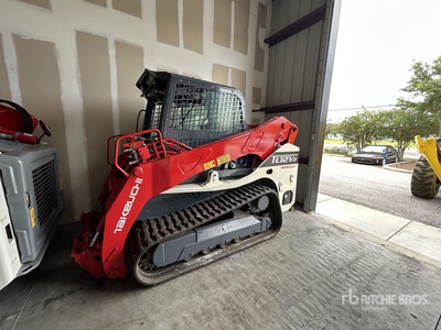 2018 Takeuchi TL12V2 Chargeuse sur rails compacte