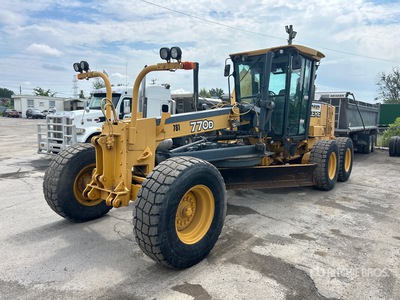 2007 John Deere 770D Motor Grader