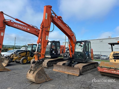 2016 Hitachi ZX135US-5B Excavatrice sur chenilles