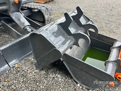 24 in Cleanup Godet d'excavatrice - Fits Hitachi ZX17U-2