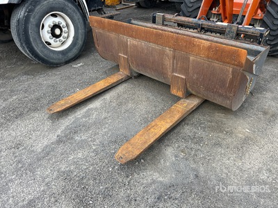 Craig CPF0510 80 in Wheel Loader Forks - Fits Hitachi ZW80