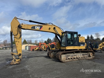 2013 Cat 328DL CR Pelle Hydraulique sur Chenilles