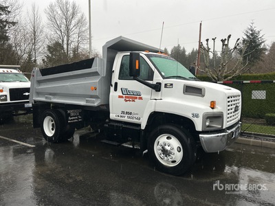 2004 Chevrolet C7500 4x2 ダンプトラック（S/A）