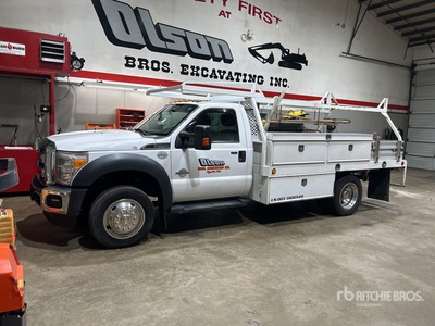 2016 Ford F-550 XLT 4x2 平台トラック