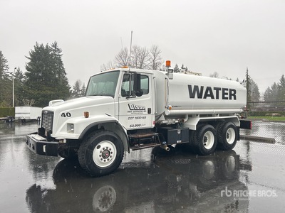 2003 Freightliner FL80 6x4 散水車