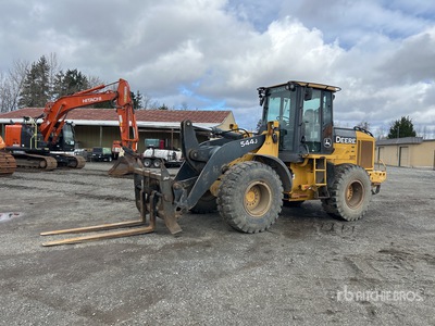 2008 John Deere 544J Chargeuse sur pneus