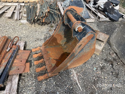 Cat 24 in Digging Excavator Bucket - Fits Cat 430D, 430D IT, 432D, 438D