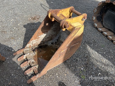 Cat 24 in Digging Excavator Bucket - Fits Cat 416C