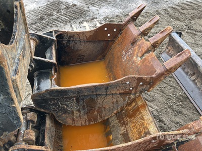 Cat Excavator Bucket
