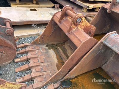 48 in Digging Excavator Bucket - Fits 380