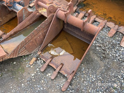 24 in Q/C Digging Excavator Bucket