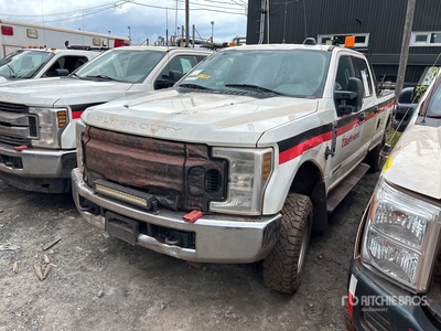 2019 Ford F-350 XLT 4x4 Crew Cab Pickup (Inoperable)