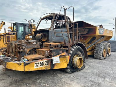2017 Cat 745C Wywrotka przegubowa (Inoperable)