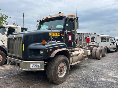 2007 International Paystar 5600i 6x4 T/A Day Cab Truck Tractor