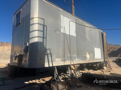 Comet 30 ft S/A 30 ft Van Trailer