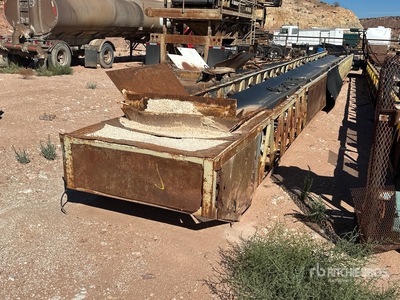 32 in x 65 ft Stationary Convoyeur