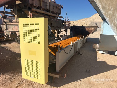 Electric 24 in x 25 ft Sand Screw
