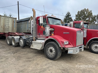 2019 Kenworth T800 8x4 Tri/A Day Cab Truck Tractor