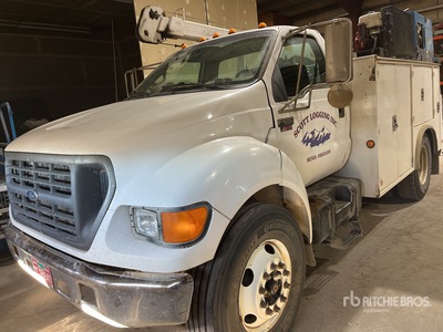 2003 Ford F-650 4x2 Service Truck